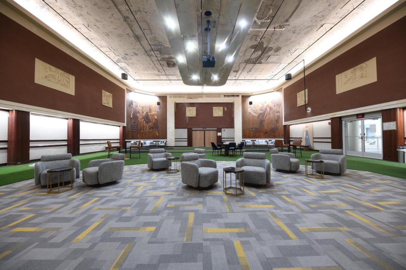 Free Parking! Downtown King Suite Lucas Oil- Conv Center Skywalk#1 Ινδιανάπολη Εξωτερικό φωτογραφία